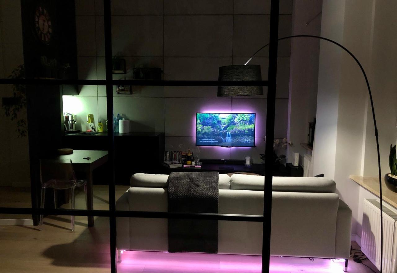Neon Loft Bukowskiego